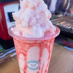 สตอเบอรี่ โยเกริต