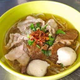 ก๋วยเตี๋ยวหมู
