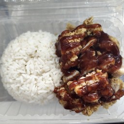 ข้าวไก่ซอสบาร์บีคิว