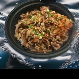 ข้าวหน้าหมูสันคอผัดซีอิ๊ว