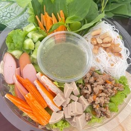 ก๋วยเตี๋ยวยำบก