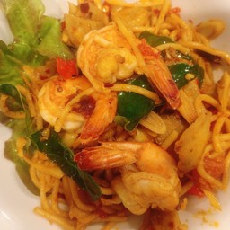 สปาเก็ตตี้ผัดฉ่า