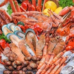 แกงเห็ด แกงหน่อไม้ แกงอ่อม น้ำพริก ปลาทูทอด ทำใหม่ทุกออเดอร์