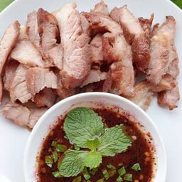 ย่างจิ้ม หมู