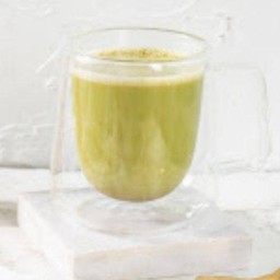 ชาเขียวร้อน (Hot Green Tea Latte)