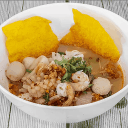 เย็นตาโฟทะเลต้มยำ