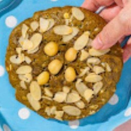 ซอฟท์คุกกี้มัทฉะแมคคาเดเมียอัลมอนด์ ไซส์ใหญ่ 120 กรัม