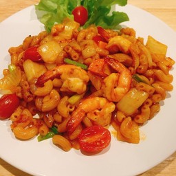 ผัดมักกะโรนี