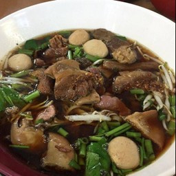 เกาเหลาเนื้อเปื่อย
