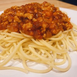 สปาเก็ตตี้ซอสมะเขือเทศ