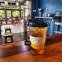 ชาพีชเย็น