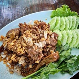 หมูทอดกระเทียม