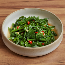 ยอดมะระไฟแดง