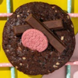 ซอฟท์คุกกี้ทริปเปิ้ลช็อคโกแลตคิทแคท & โอรีโอ้ ไซส์ใหญ่ 120 กรัม