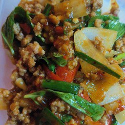 ผัดพริกเผาราดข้าว