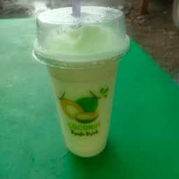 น้ำมะพร้าวปั่นนมสด