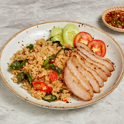 ข้าวผัดกะเพราคอหมูย่าง