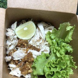 หมี่ไก่ฉีกพิเศษไก่