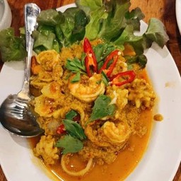 กุ้งผัดผงกะหรี่