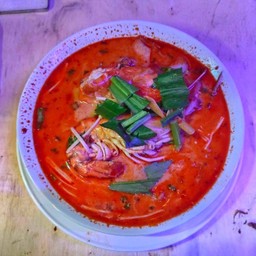 ครัวอีศรียำแซ่บทะเลสดมะนาวสดตามสั่ง