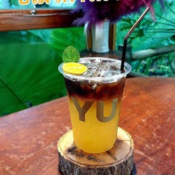 Americano Kumquat (กาแฟส้มจี๊ด)