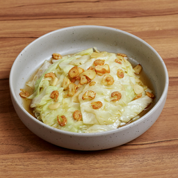 กะหล่ำปลีทอดน้ำปลา