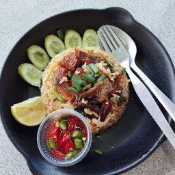 ข้าวผัดปลานิลทอดกรอบ.1บิล ฟรีน้ำ1ขวด              79บ.