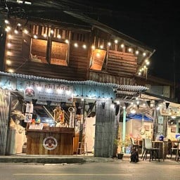 กินไก่กันสาขา 3 อิสรภาพ