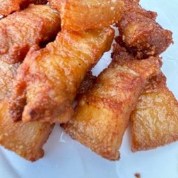 สามชั้นคุโรบุตะ ทอดน้ำปลา