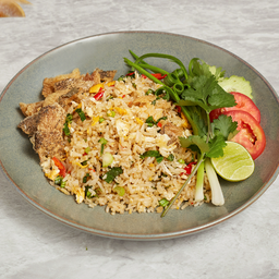 ข้าวผัดปลาสลิด