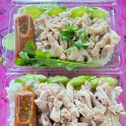 ข้าวมันไก่คุณชายแอม