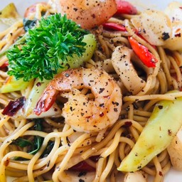 สปาเก็ตตี้ขี้เมาทะเล