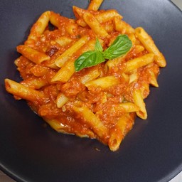 PENNE ARRABIATA