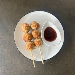 ลูกชิ้นหมูย่าง