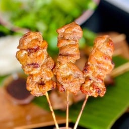 หมูปิ้งนั่นแหละ & กะเพราพริกแห้ง ~ ศรีนครินทร์