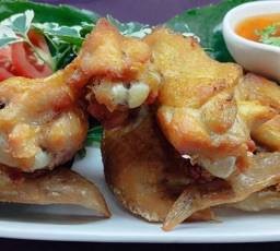 ปีกไก่ทอดน้ำปลา
