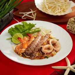 ผัดไทยทะเล