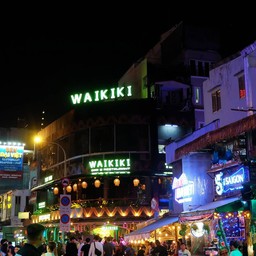 Waikiki Bar & Restaurant