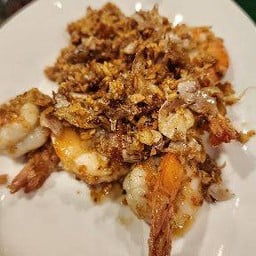 กุ้งกระเทียมพริกไทย