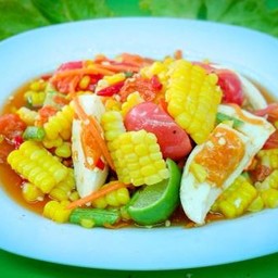 ตำข้าวโพดไข่เค็ม