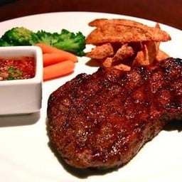 สเต็กเนื้อจิ้มแจ่ว