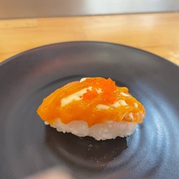 แซลมอนสด พริกเผา