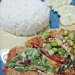 ข้าวไก่กรอบเขียวหวาน