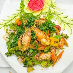 กุ้งเล็กผัดพริกไทยดำ