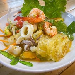 ยำวุ้นเส้นทะเล