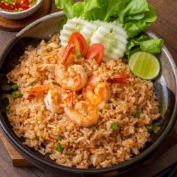 ข้าวผัดมันกุ้งพริกขี้หนูสวน