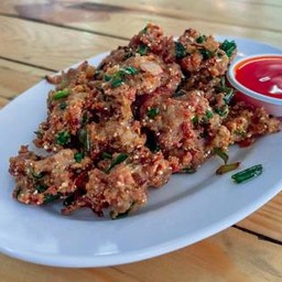 ลาบหมูทอด