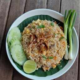 ข้าวผัดปลาอินทรีย์