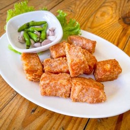 แหนมปลาส้มทอด