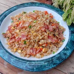 ข้าวผัดเบค่อน